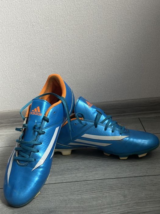 Бутси футбольні Adidas