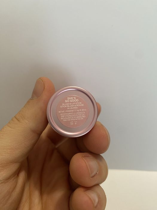 Wicked She’s so good - Blush Lip Stick R.E.M. Beauty
