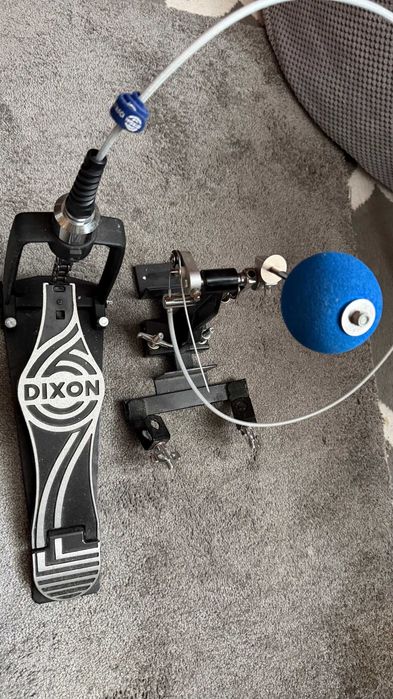 Cajon ze stopą Dixon