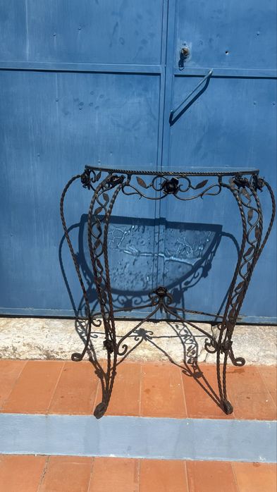 Mesa Consola Meia-Lua em Ferro Forjado + Candeeiro de Teto a Condizer