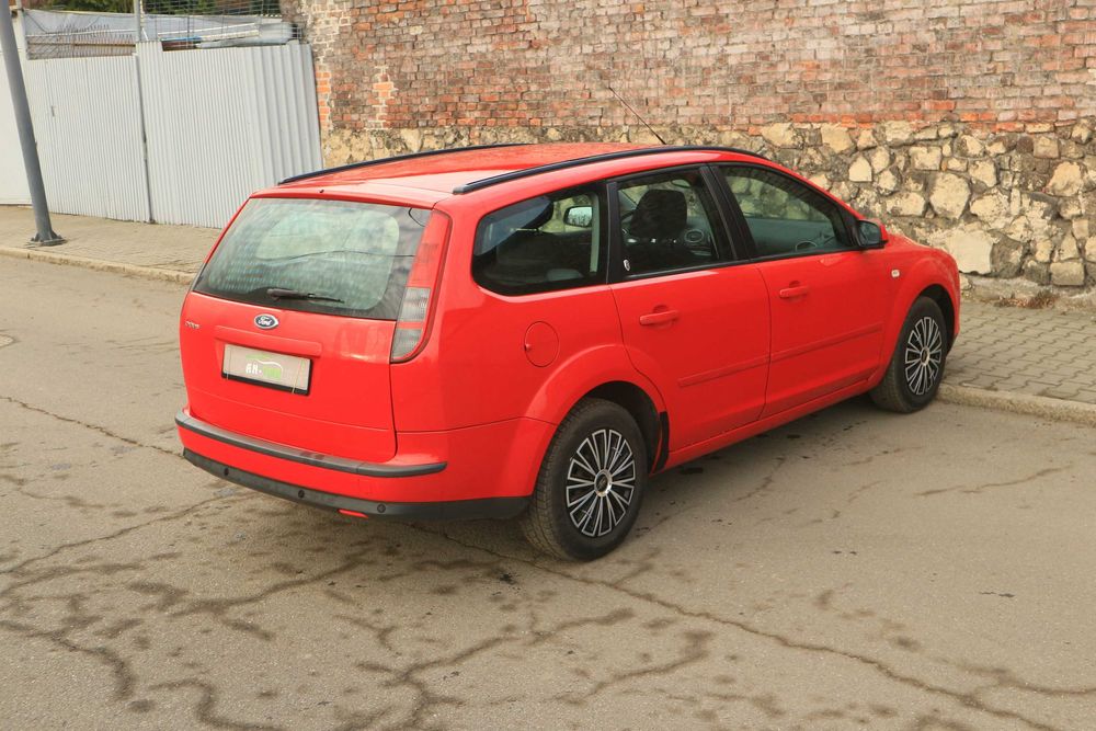 Ford Focus Mk2 1.6 GHIA 1,6 -Zarejestrowny-Klima-Multifunkcja-Tempomat