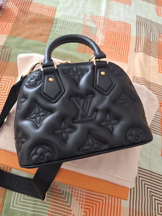 Mala Louis Vuitton Alma 2022