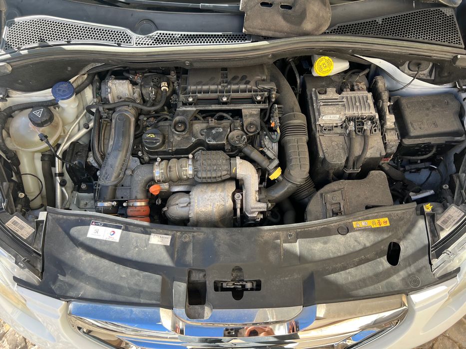 90 000KMS Peugeot 2008 1.6HDI