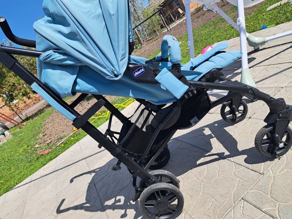 Прогулянкова коляска Chicco lite way