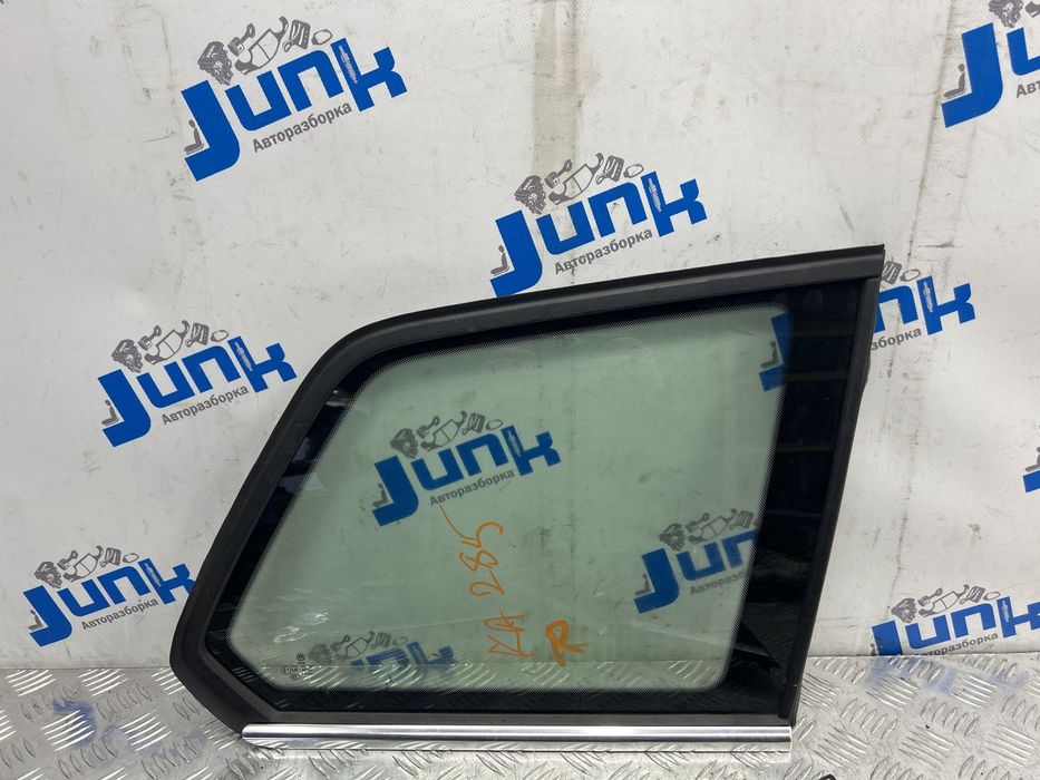 Стекло заднее глухое правое 5GM845298BNVB для Volkswagen Golf 7 Alltra