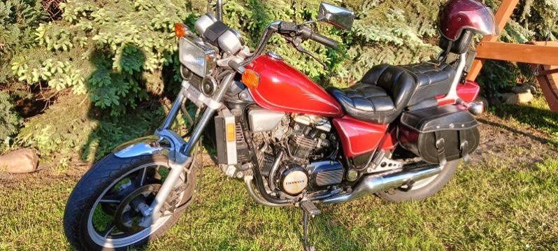 Honda Shadow VF 700C