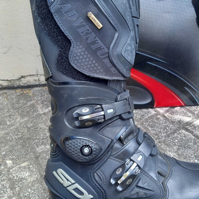 Botas pretas Sidi Adventure Gore-Tex unisexo