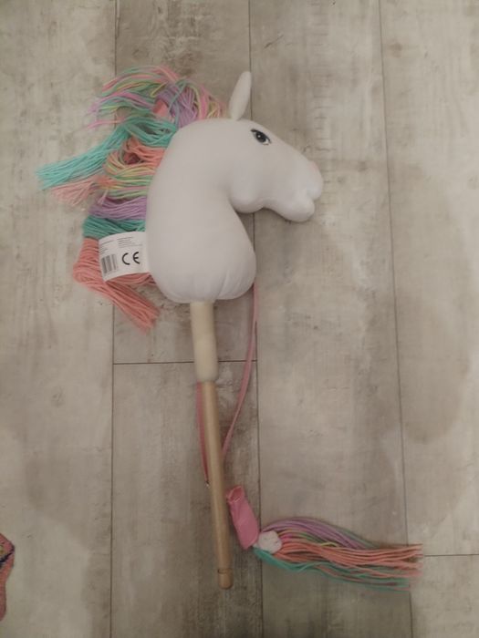 Hobby horse. Dwie sztuki.