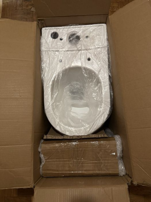 Унітаз напольний Ravak Чехія.