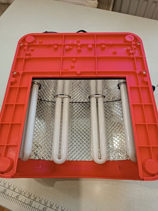 UV лампа для манікюру