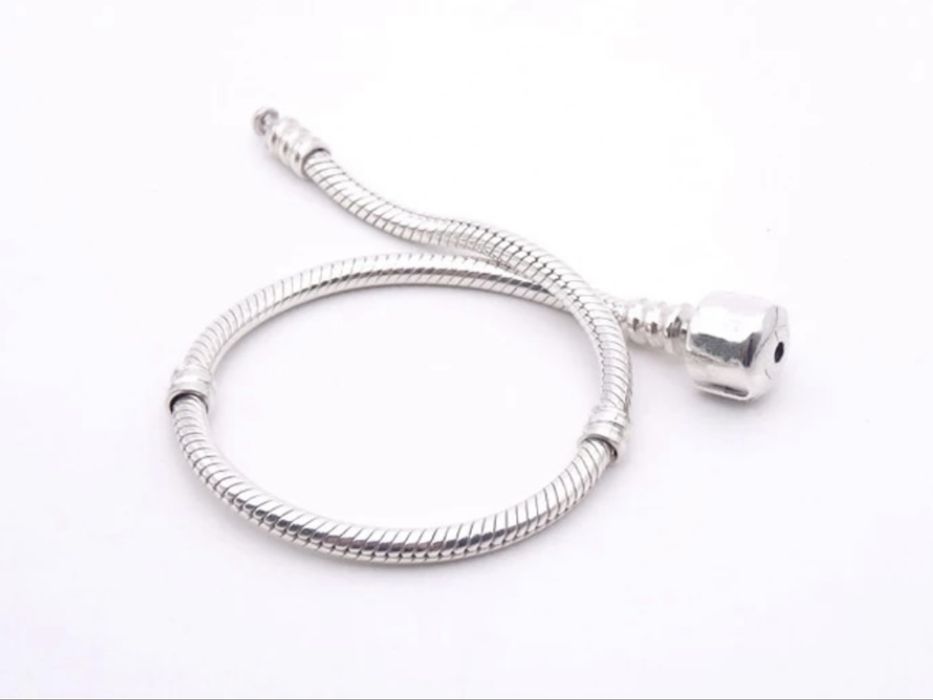 Pulseiras em aço (tipo Pandora)