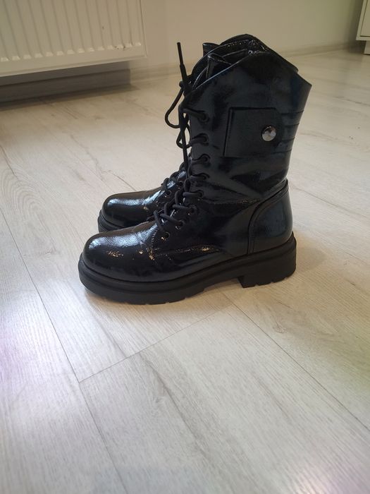 Buty zimowe czarne 40