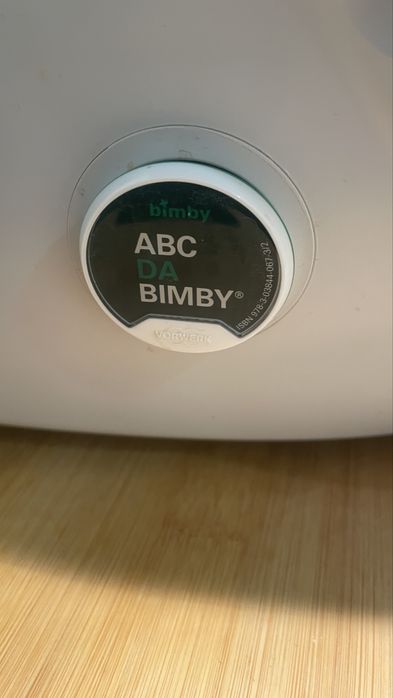 Bimby TM5 c/ acessorios, livros e chaves