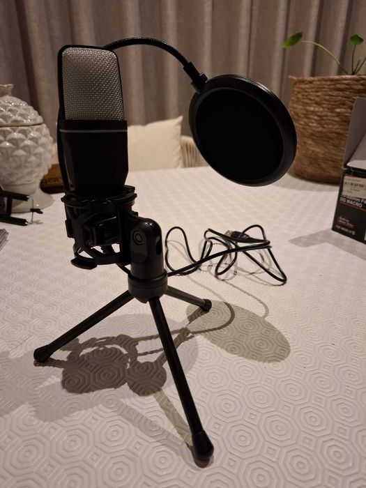 Vendo Microfone usb NOVO