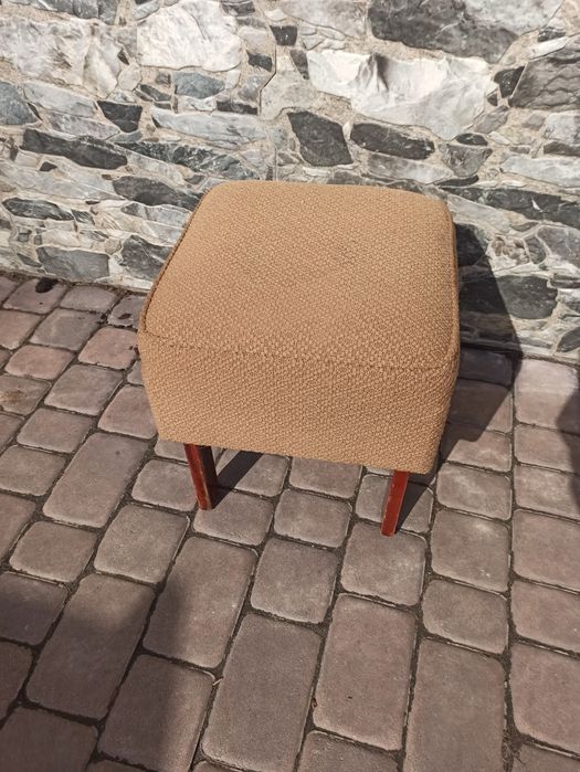 Podnóżek PRL do renowacji