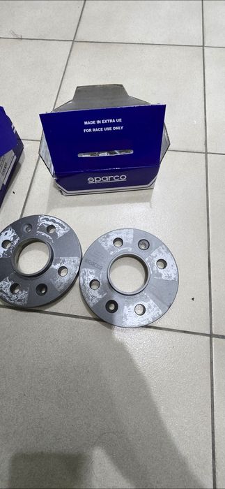 Jogo de 4 Espaçadores Sparco 4x98 (2x 13mm + 2x 20mm) c/ Pernos - Grupo Fiat
