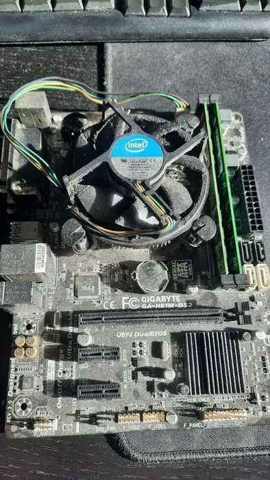 Kit MotherBoard com socket 1150 com i5 8GB RAM