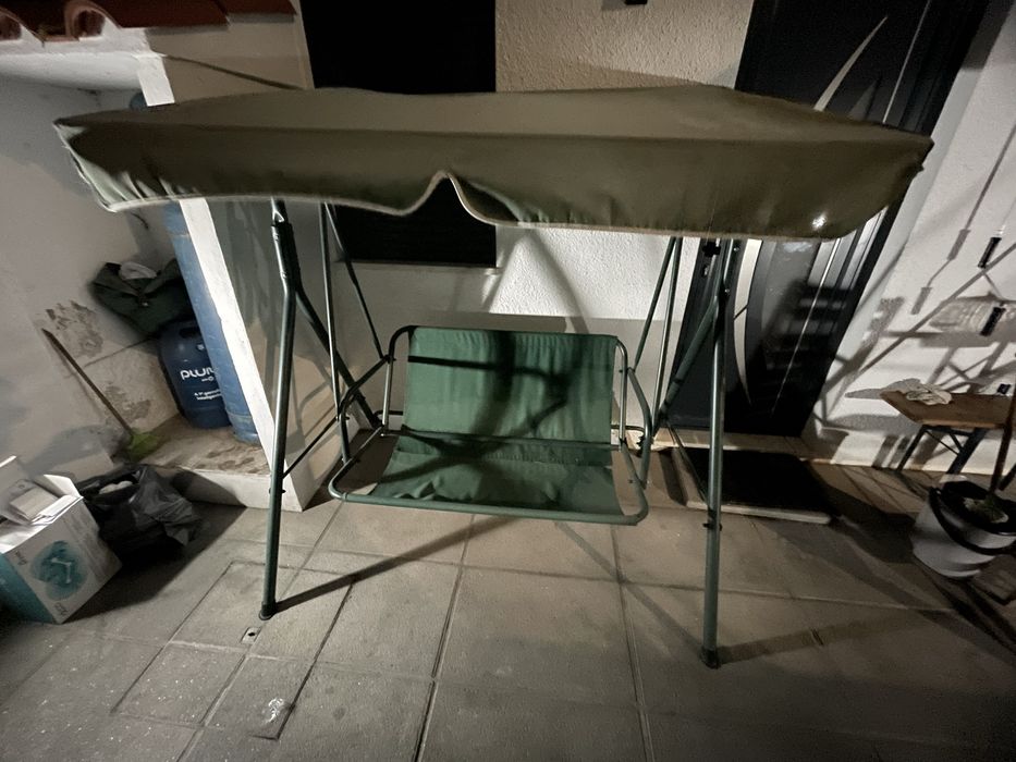 Baloico de jardim com 2 lugares verde