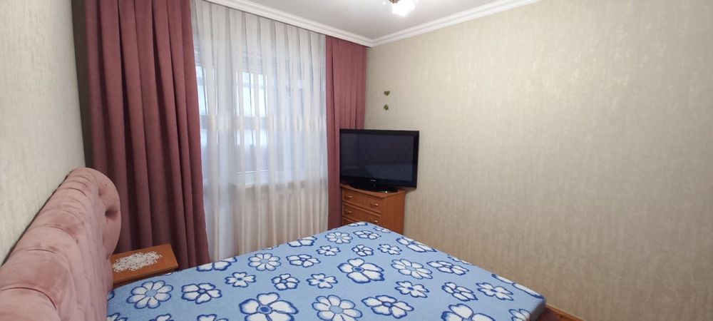 3-х кімн. Квартира вул Хотинська  кімн. окремі