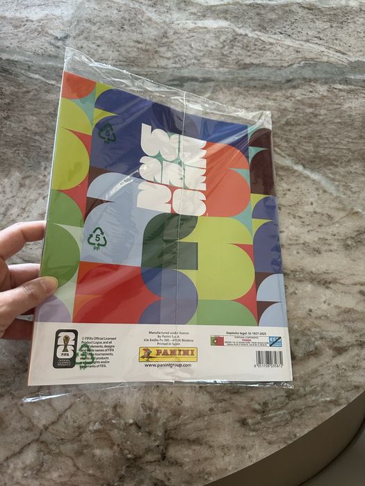 Caderneta oficial Panini mundial futebol 2026