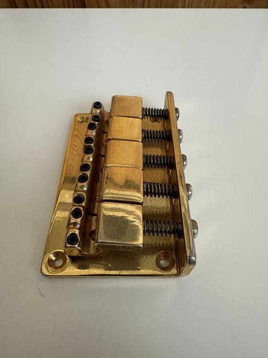 Бридж для бас гітари