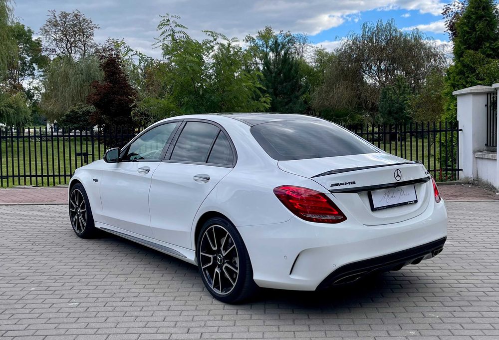 Auto do ślubu Mercedes C43 AMG