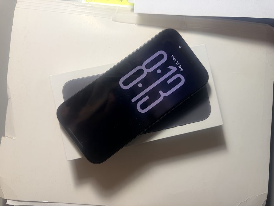 Iphone 17 gwarancja apple do 20 lutego wizualnie jak nowy
