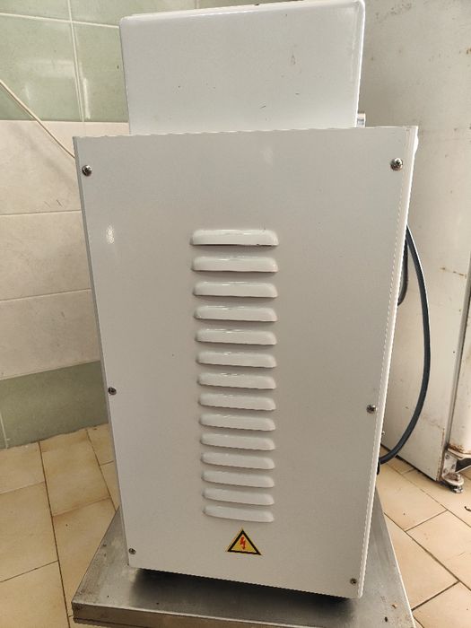 Amassadeira - 20L - 12 kg Massa - 2 Velocidades - Cuba Desmontável