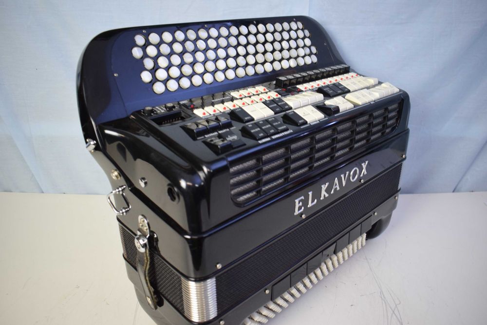 Elkavox 83 4 Voz, N 220