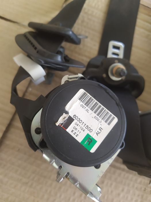 Land Rover Discovery III pas bezpieczeństwa lewy prawy przód tył