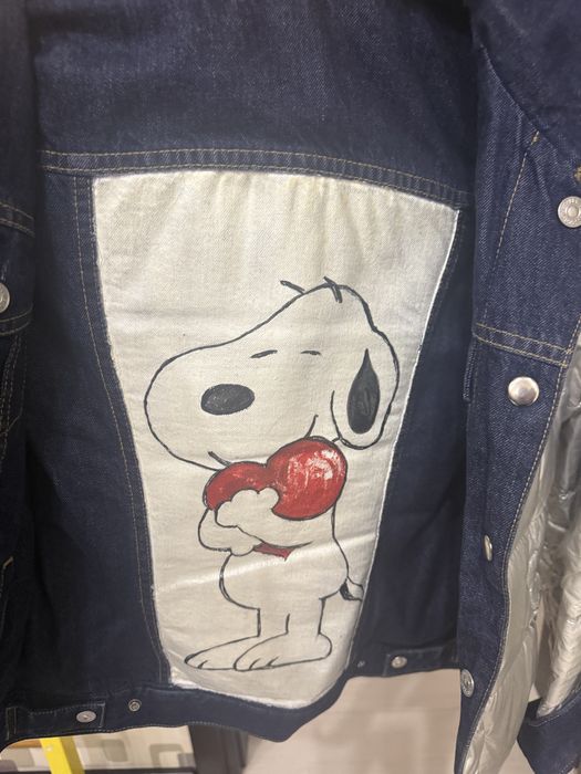 Продам пуховик levis розмір S