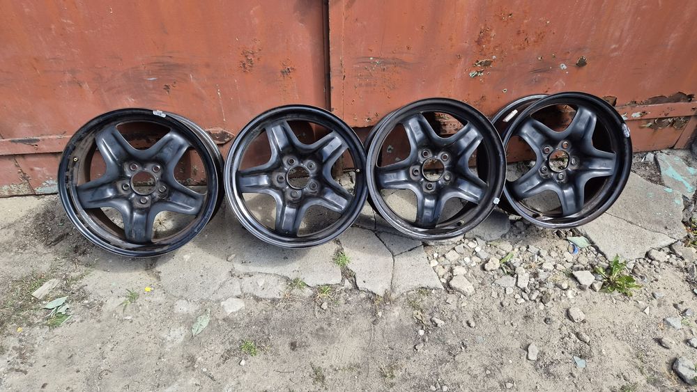 Felgi stalowe strukturalne 5x115 17 cali et44 opel zafira c astra j k insignia b
