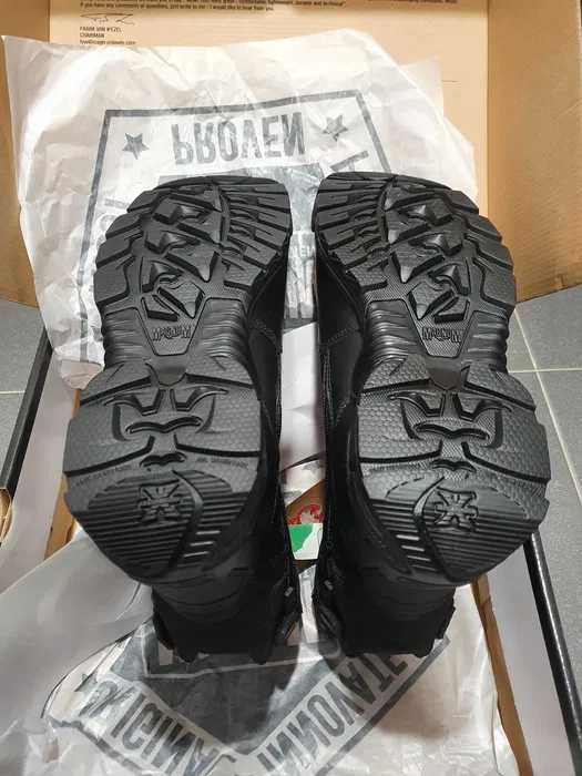 Botas estilo militar - tamanho 42 - novas