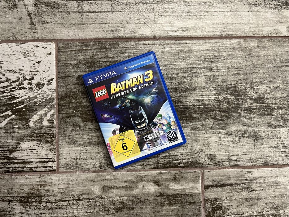 LEGO Batman 3: Jenseits von Gotham для PlayStation Vita