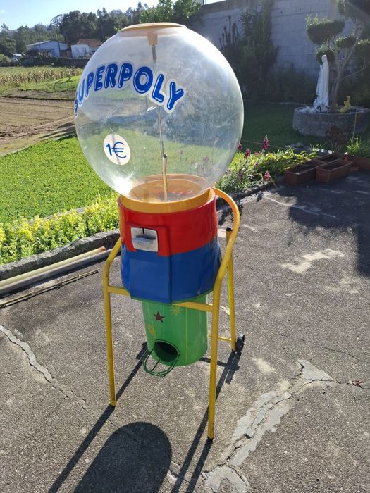 Vendo maquina bolas de brindes