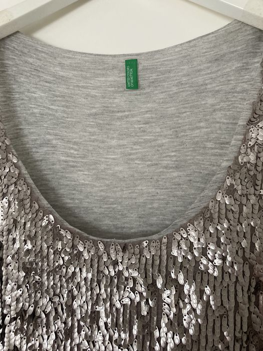 Top Benetton, cinza/prata, tamanho S, como novo.