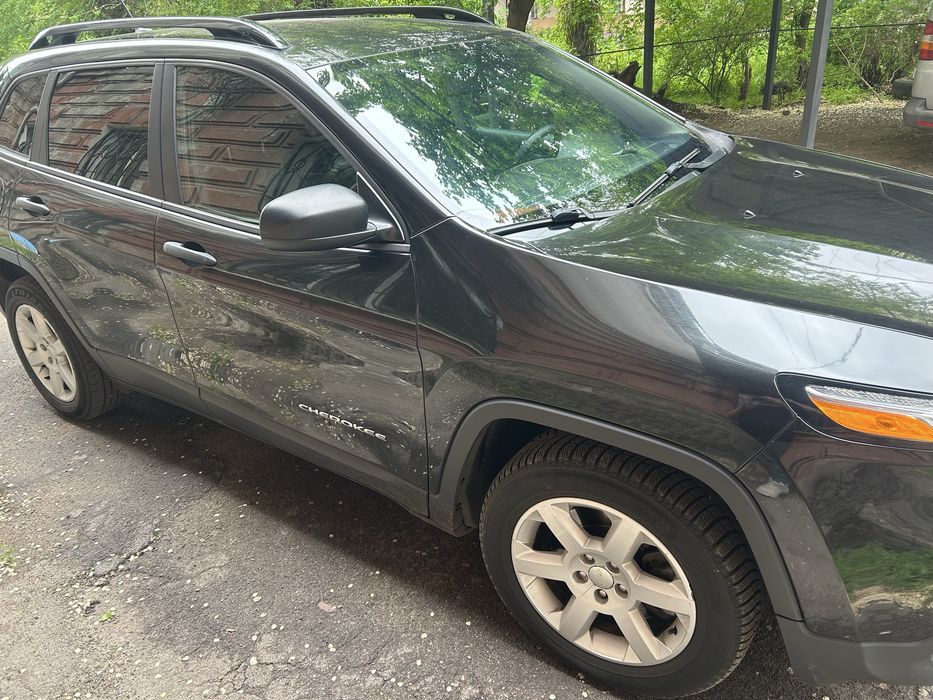Продам Jeep cherokee