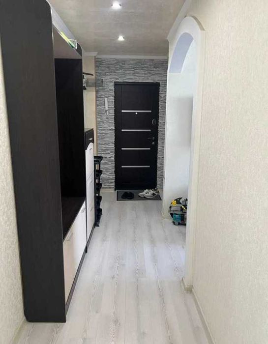 НОВАЯ! Продам 3х квартиру Красный Камень Коммунар Парус ! РЕМОНТ