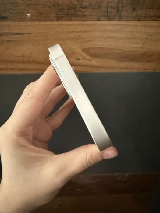 iPhone 13 128 Gb Neverlock + AirPods Pro 2