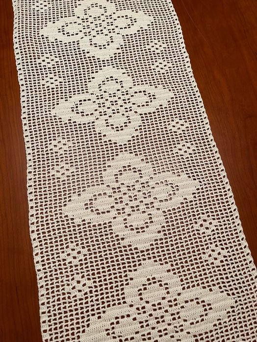 Naperon em renda para mesa de casa de jantar