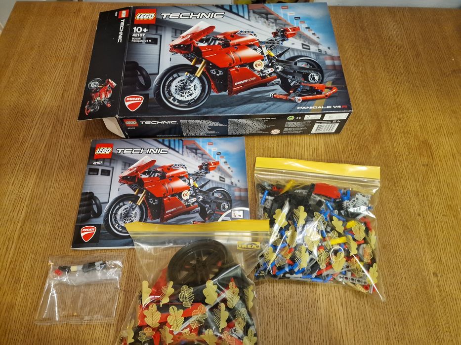 Lego Technik 42107 Ducati Panigale V4 R
