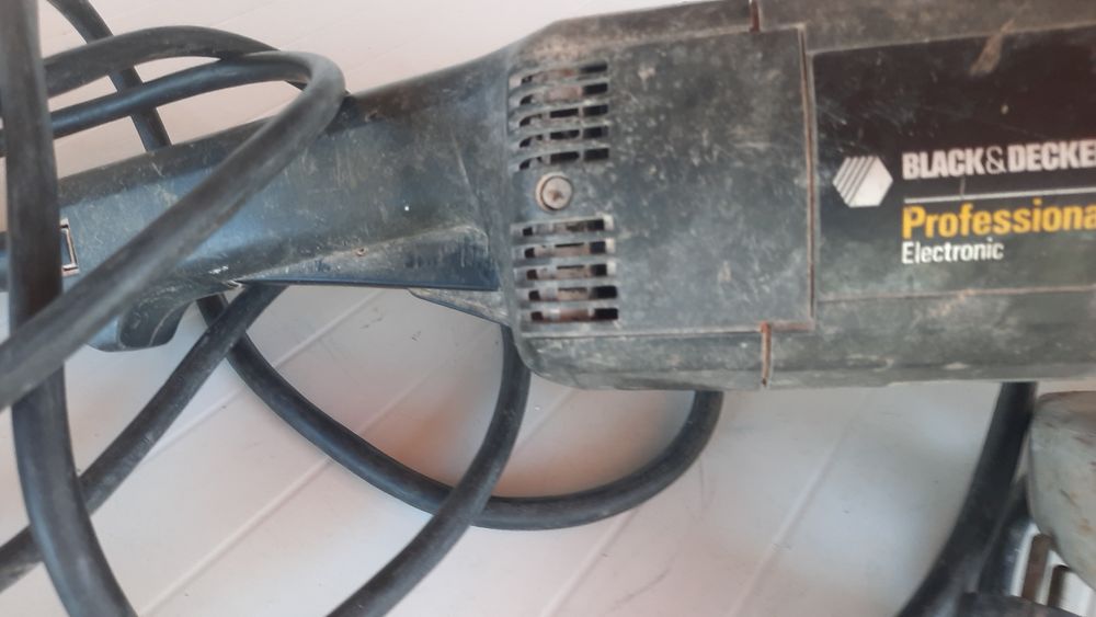 REBARBADORA BLACK&DECKER Profissional eletronic.