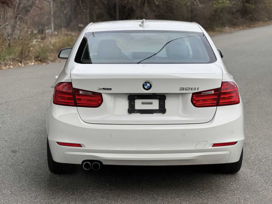 BMW 3 Series 328i xDrive      2015