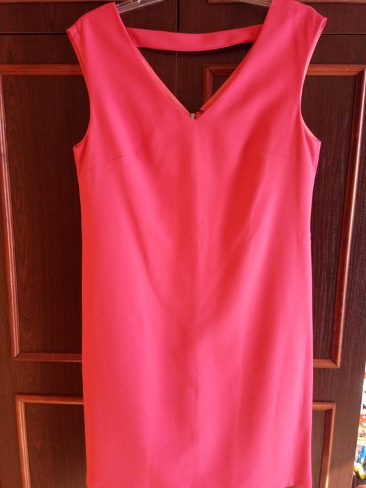 Nowa sukienka z metkami