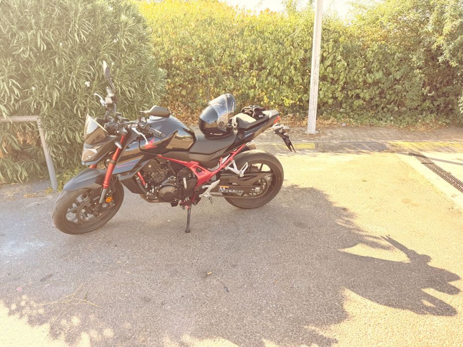 Honda hornet cb 750