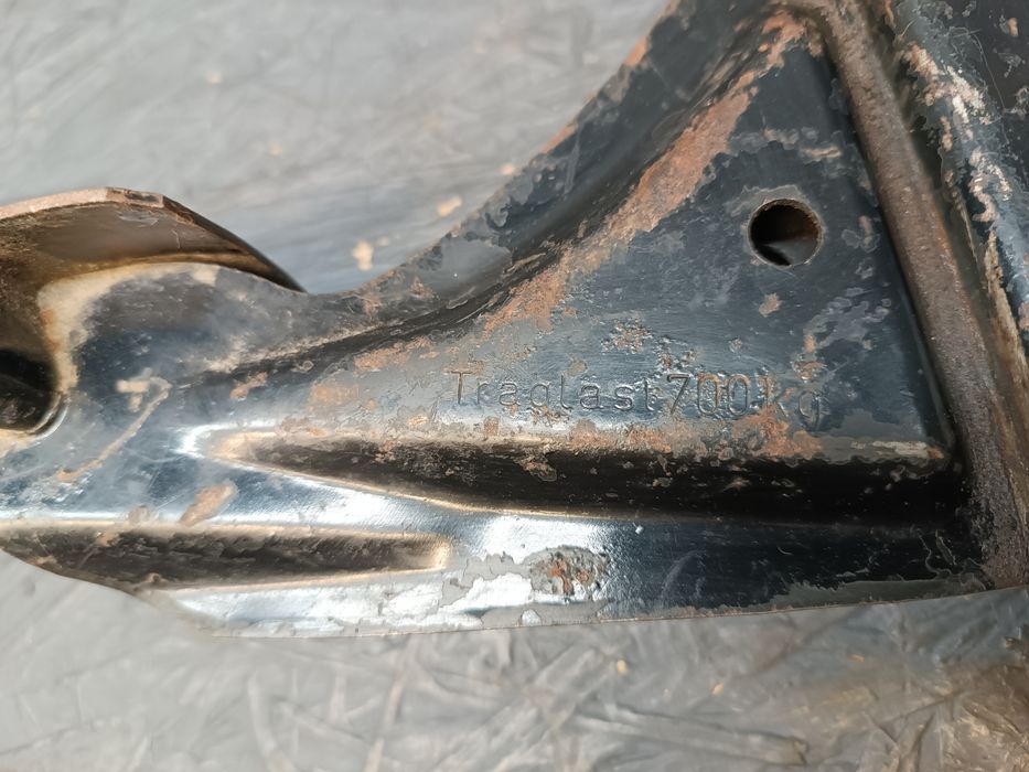 Домкрат БМВ Е30 BMW E30