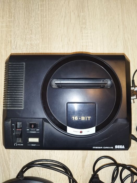 Consola Sega Mega drive completa