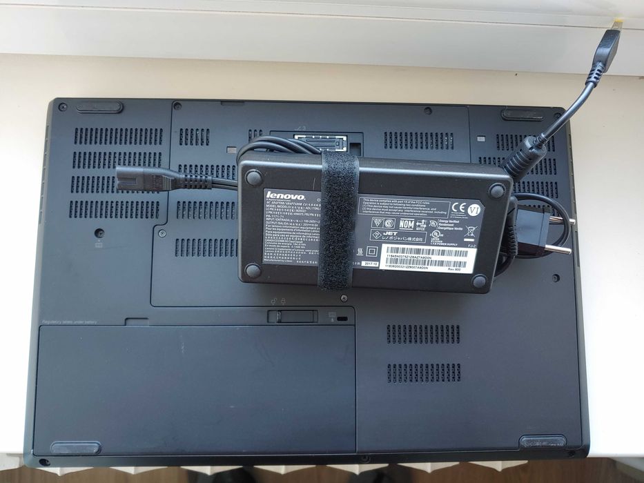 Lenovo Thinkpad P50 i7-6820HQ 16GB ssd 256GB nVidia m1000m 4GB FHD+IPS