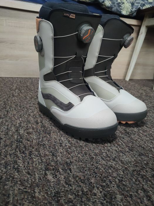 Buty snowboardowe Vans Aura Pro