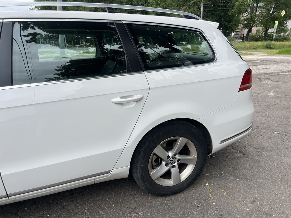 Volkswagen Passat 2012 VIN WVWZZZ3CZCE145841 фото оголошення 2 з 24